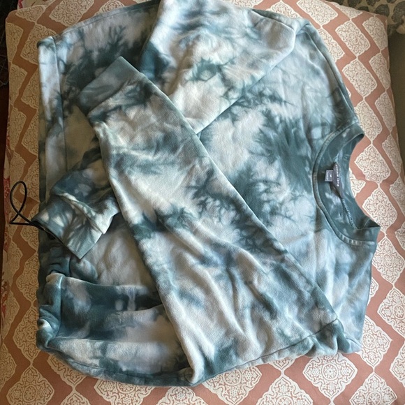 COBBLE Lane Blue Tie Dye Sweatshirt size M - Picture 2 of 6